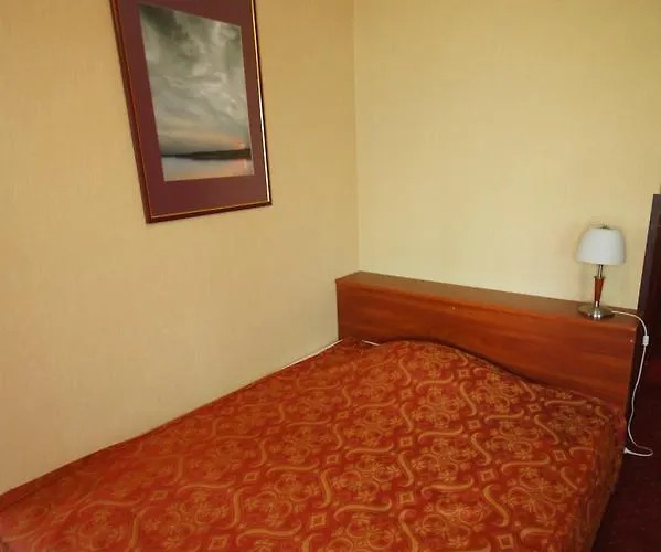 Aros מלון טיצ'י