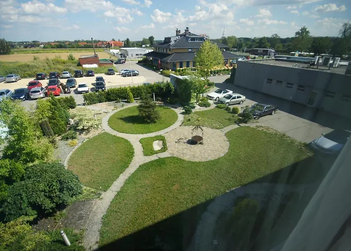 מלון Aros טיצ'י